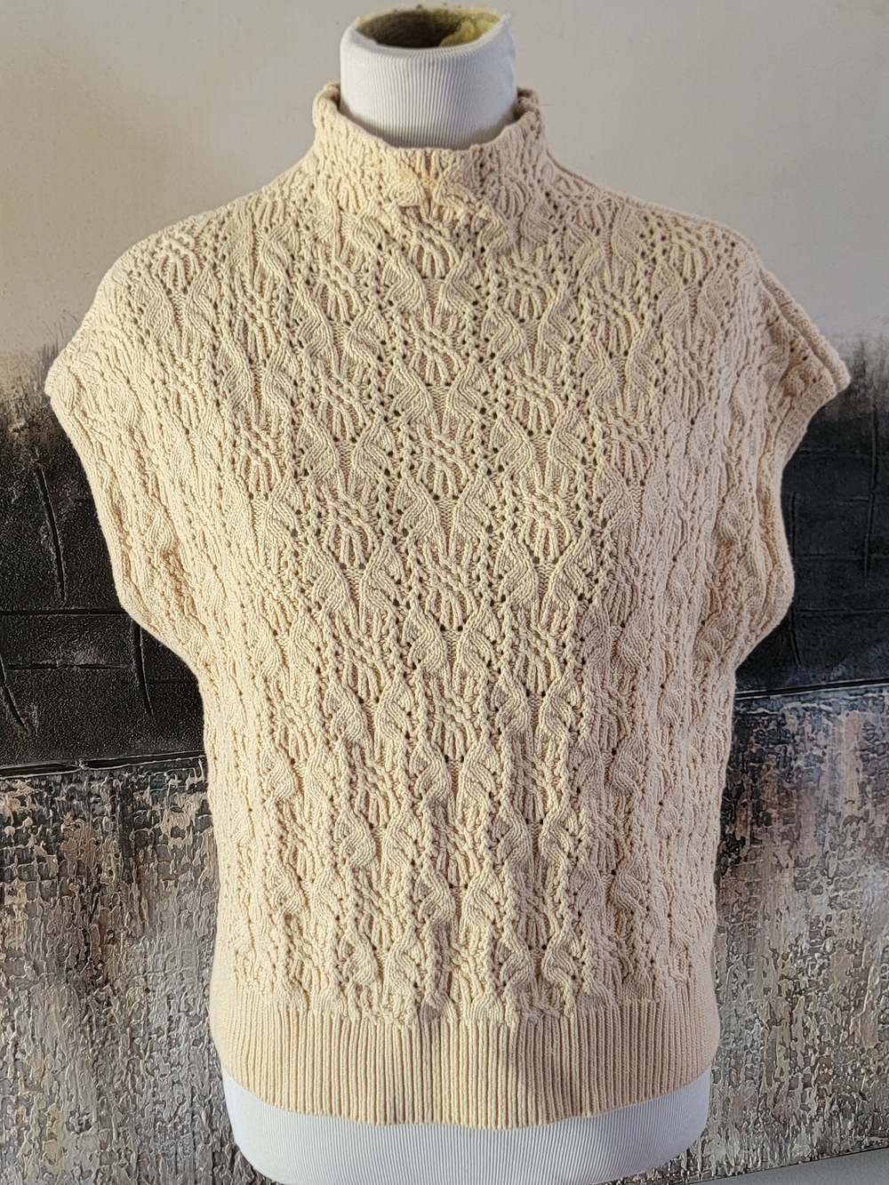 Free People Beige Cable-Knit Mock Neck Sleeveless Pullover Sweater M Women